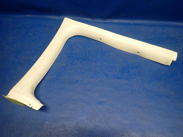 79171-08 Piper - Cover - Window Frame Center Right